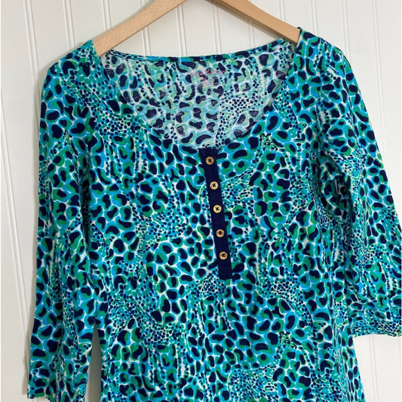 Lilly Pulitzer Womens Caila Dress Size S Gigi Henley Button Cyan Blue Giraffe - Picture 2 of 9
